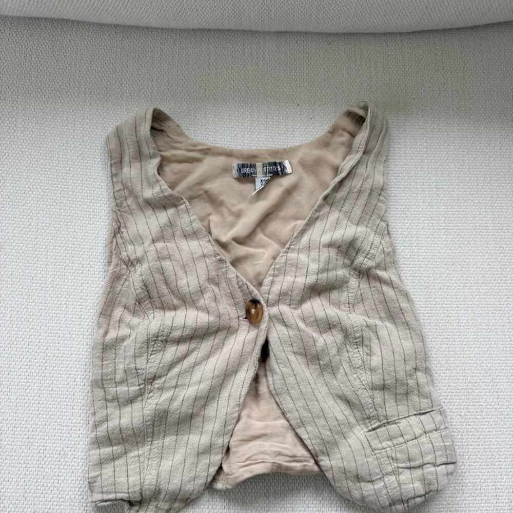 Urban outfitters beigetan pinstripe vest
